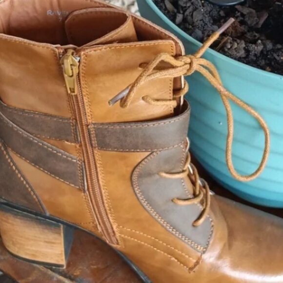 Pierre Dumas Ravenna-Two Tone Brown Lace Up Heeled Boots 8.5🆕📦⌚🏃🏻💨⚡🚚 - Picture 9 of 12